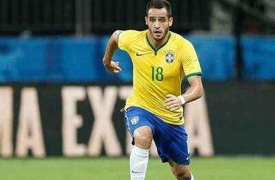 伤情严重?奥古斯托缺席训练 31日左膝红肿或可赶上世界杯比赛