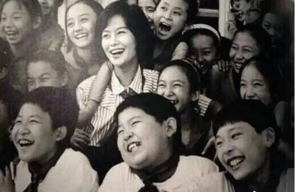 20年后再同框！大张伟鞠萍再同框 大张伟鞠萍六一儿童节送祝福