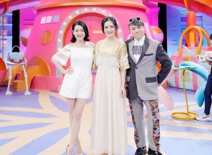 女神美炸了!小S谢娜同框 两大天后级