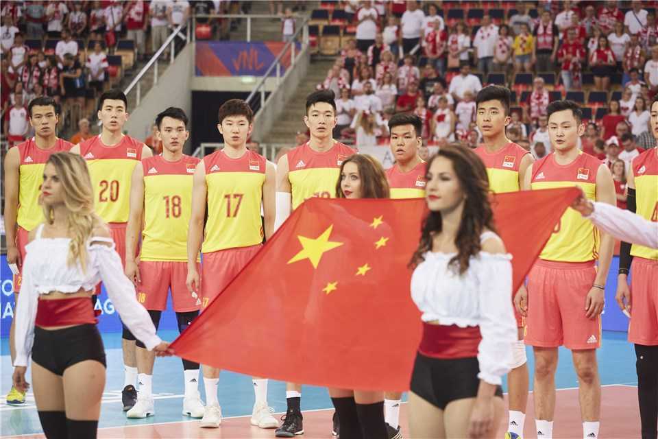 实力悬殊2连败!中国男排0-3波兰 张晨主打两局尴尬进账3分