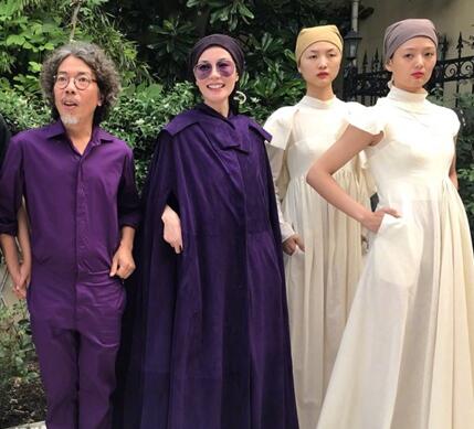 美炸了!王菲走秀 化妆室曝