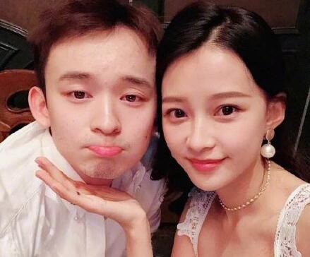 要跪搓衣板了?董子健为孙怡庆生晚点 