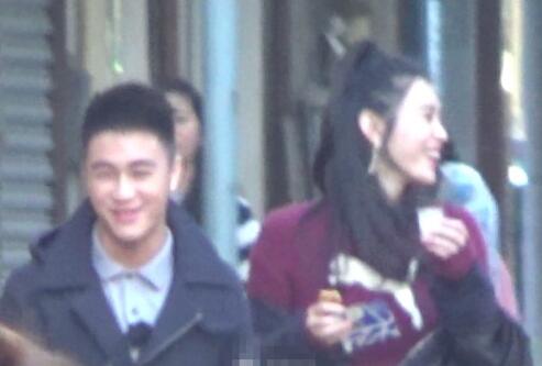 满满的少女感!何猷君奚梦瑶同框画风超甜 与