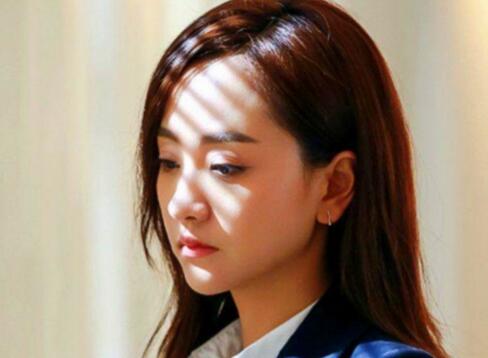 37岁杨蓉回应整容 看脸完全看不出年龄感 少女感十足!