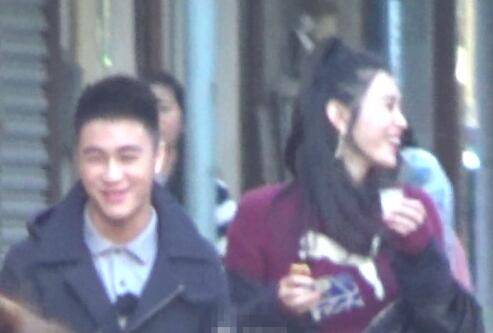 恋情实锤？何猷君奚梦瑶同框 遇见粉丝还频频甜笑打招呼