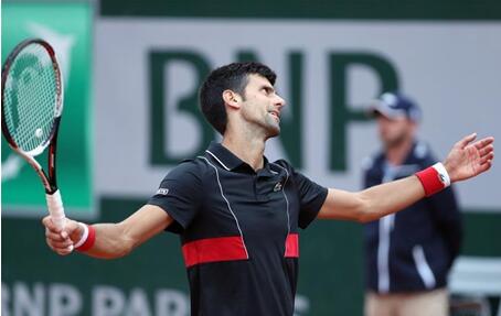 法网：德约无缘法网四强 男子单打四分之一决赛失分后情绪沮丧