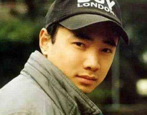 颜值巅峰！徐峥曾当发型模特 当年的《穿越时空的爱恋》迷倒了多少少女