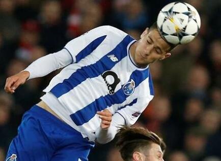 转会两连击!弗雷德签约曼联 转会费总价将达5200万镑为期5年