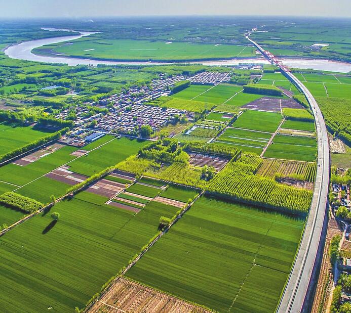 优质的教育资源、便捷的轨道交通、靓丽的城市街道……长清城市提升做到了百姓心里