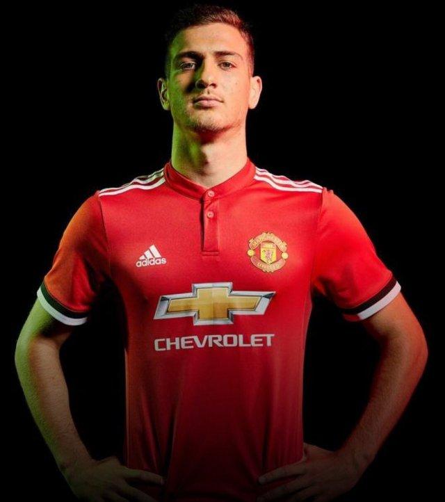 1900万英镑！曼联签下达洛特 19岁葡萄牙小将前途不可限量