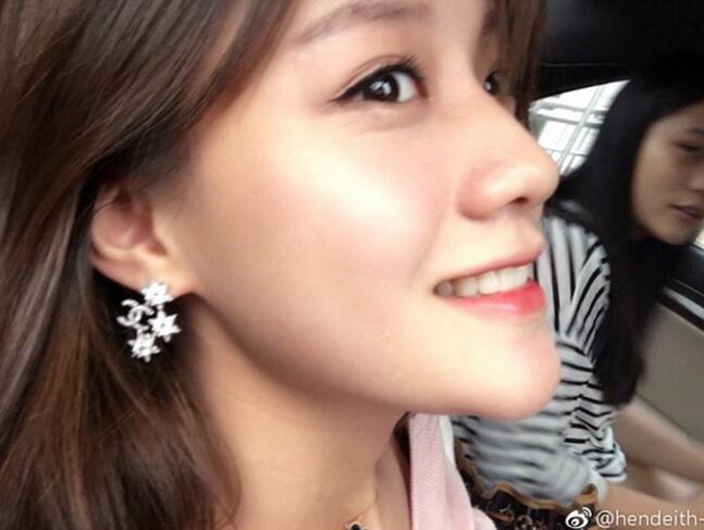 陈意涵家境遭曝光 奢侈品痕迹重真的颜值高身材好