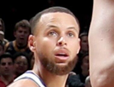 燃爆全场!詹姆斯自抛自扣 