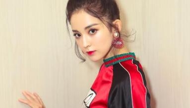 爱过!娜扎视频男主曝光 视频中男女一起躺床头