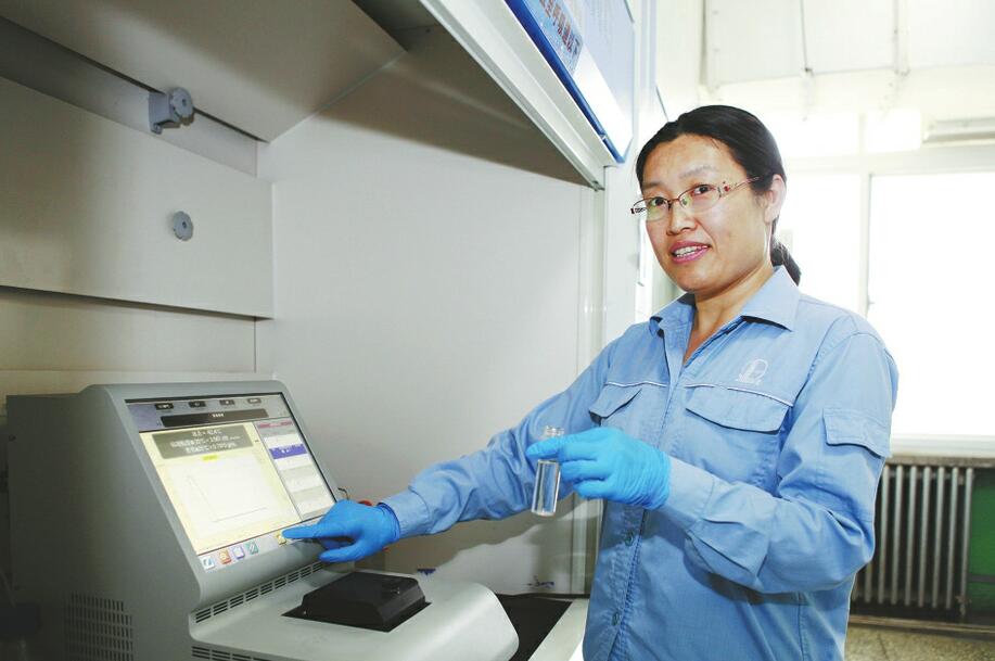 寻找“济南工匠” 国云霞：让飞机“喝”上济南产航煤