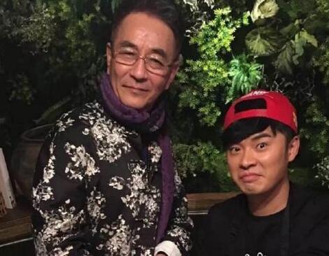 颜值爆表!陈赫父亲旧照曝光 浓眉大眼气宇轩昂实力碾压