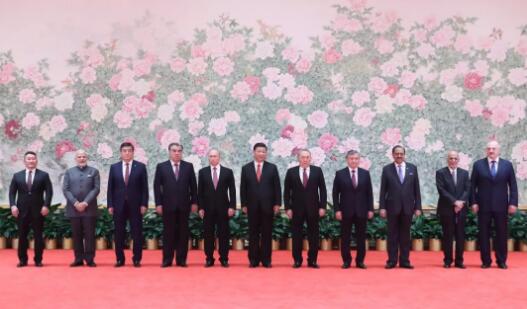 习近平：上合组织的明天一定会更加美好！