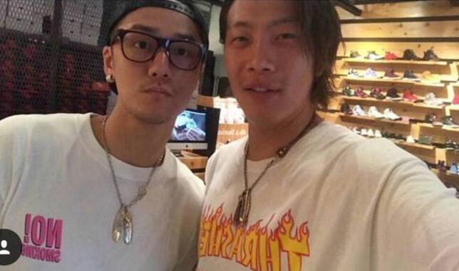 有点飘了?蒋劲夫回应出柜传闻 蒋劲夫暂停工作日本留学