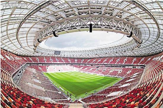 中国式世界杯：万达海信等中国赞助商在莫斯科球场外搭满展台