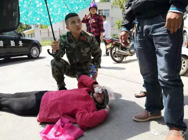 致敬!2018年最美逆行者的感人瞬间,请为他们点赞!