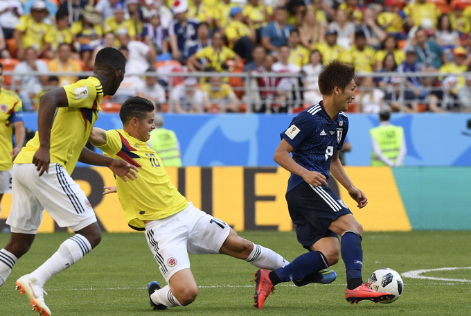 金特罗任意球破门 日本2-1战胜哥伦比亚 破解亚