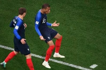 梅西怎么看?冰岛主教练离任 带队逼平阿根廷梅