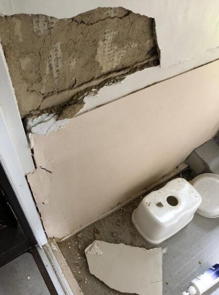 左丘明要哭了！大阪惊现神秘文字网友发现原来是《左传》篇章 可能被用来糊墙