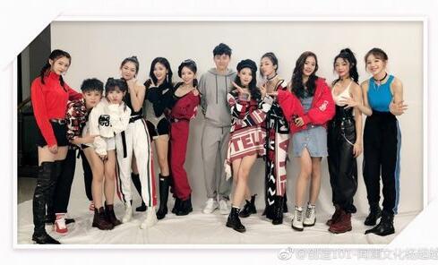 火箭少女秒变迷妹！杜海涛杨超越同框 火箭少女101团成为热搜话题