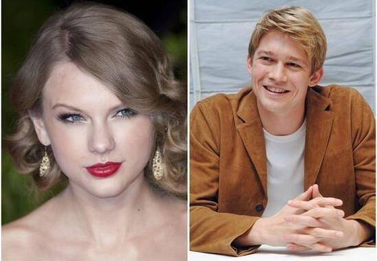 泰勒被曝将出嫁积极筹备夏天的婚礼 闺蜜赛琳娜还将任伴娘