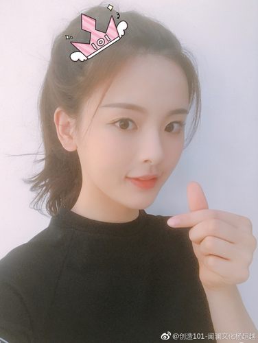 前有谢娜收吴宣仪做徒弟  后有杜海涛杨超越同框 快乐家族和火箭少女101团缘分不浅那