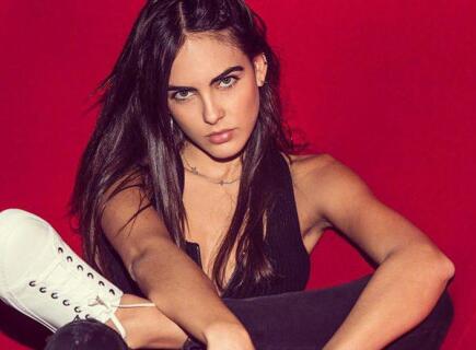 一夜爆火!哥伦比亚名模走红 这颜值、这身材绝了