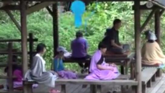 硕士放弃高薪禅修 这是要当真佛系少年啊