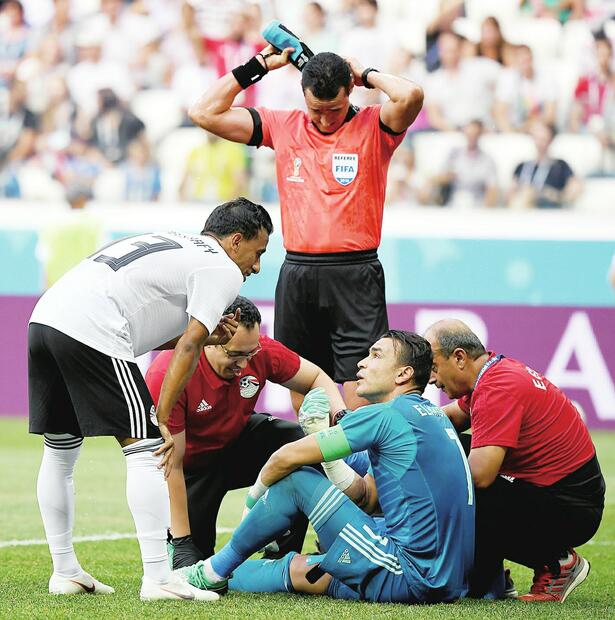 45岁埃及队门将打破纪录 致敬，看“传奇”