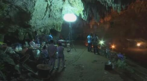 泰国足球队到洞窟游玩失踪 包括12名11到16岁