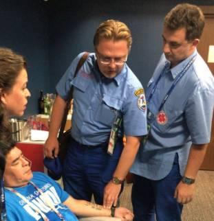 见梅西进球激动坏了？马拉多纳被送医院 老球王为阿根廷足球操碎了心