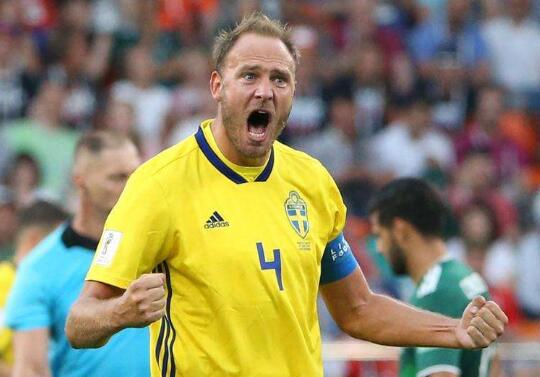 命运用胜利决定?瑞典3-0墨西哥 两队携手晋级世界杯16强