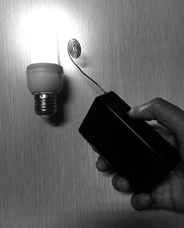 小黑盒3秒打开智能锁