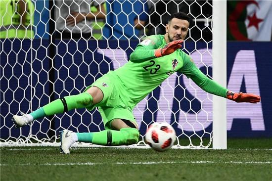 神奇!一夜扑出8个点球 请记住他们仨:舒梅切尔