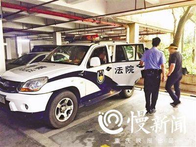 边叫穷边装修豪宅 豪宅被冻结面临司法拍卖老赖仍进行装修