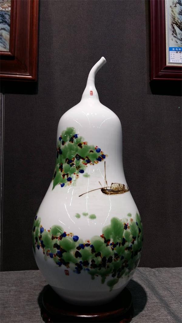 景德镇陶瓷艺术8月又将重拳出击 30多位陶瓷艺术大腕再临艺博会