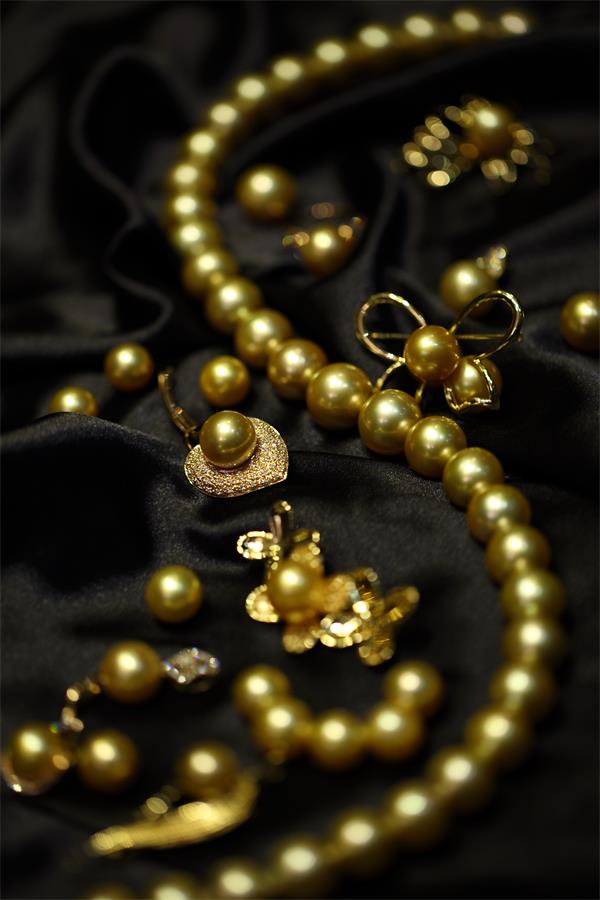 璐喜珠宝携精品亮相艺博会