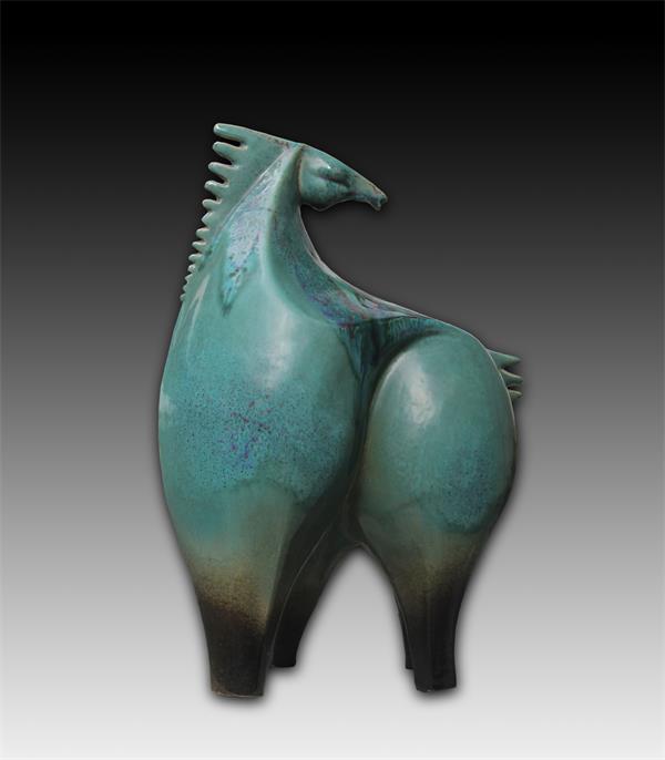 陈仲琛：在火与土的艺术里不羁行走