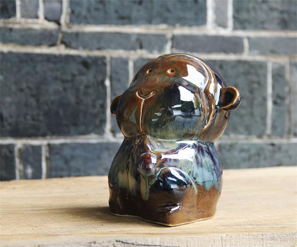 陈仲琛：在火与土的艺术里不羁行走