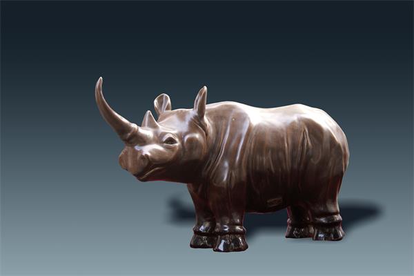 陈仲琛：在火与土的艺术里不羁行走