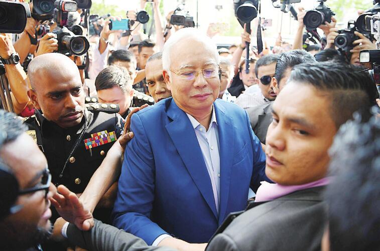 马来西亚前总理纳吉布被逮捕