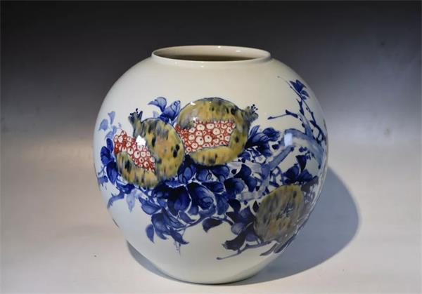 瓷心 瓷情 瓷意  赏余效龙陶瓷艺术