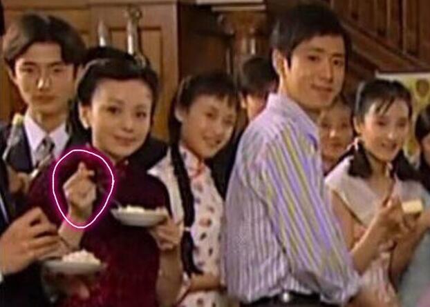 雪姨比心领头人 新版《情深深雨蒙蒙》雪姨继续请王琳演