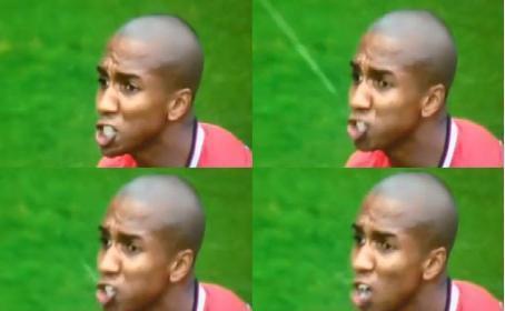 莫非是吉兆？门将赛中误食蜻蜓 看洛里痛苦的表情实在让人心疼