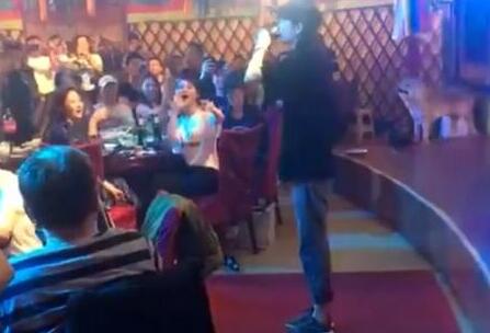 关晓彤期末汇报演绎《复活》经典片段 玛丝洛娃历经沧桑精神复活