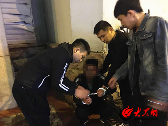 聊天截图不堪入目！男子捡到手机要挟漂亮女失主 要求发生关系被逮捕