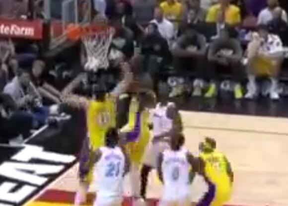 效仿考辛斯?小托马斯签约掘金 都在签1年合同这是为明年夏天蓄力?